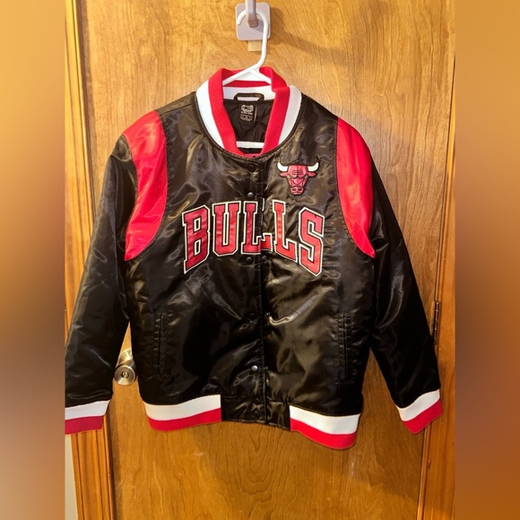 Chicago Bulls Varsity Bomber Jacket - NWT - Picture 2 of 6
